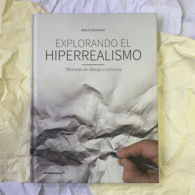 EXPLORANDO EL HIPERREALISMO